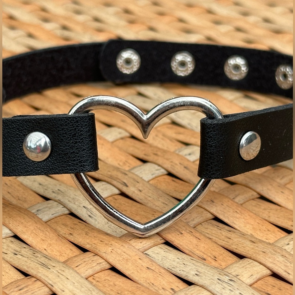 Adjustable Choker Necklace